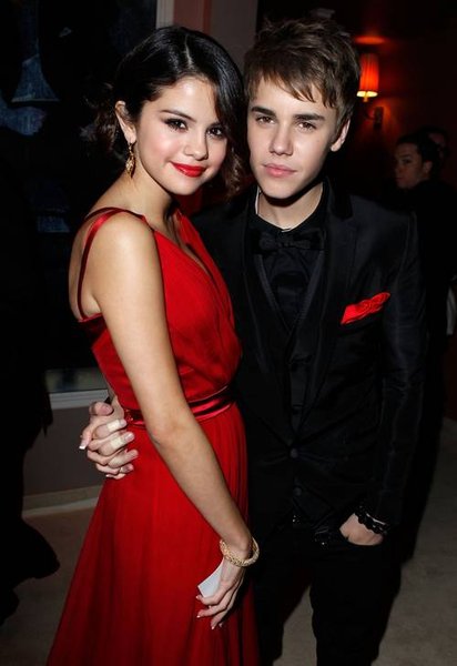 Selena Gomez And Justin Bieber. selena gomez and justin bieber