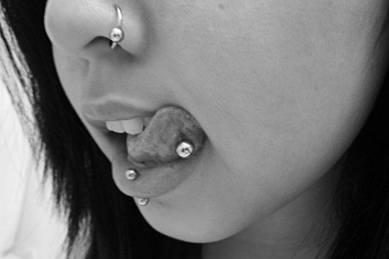 piercing lingua. piercings lingua. introdutória: Piercing é; introdutória: Piercing é