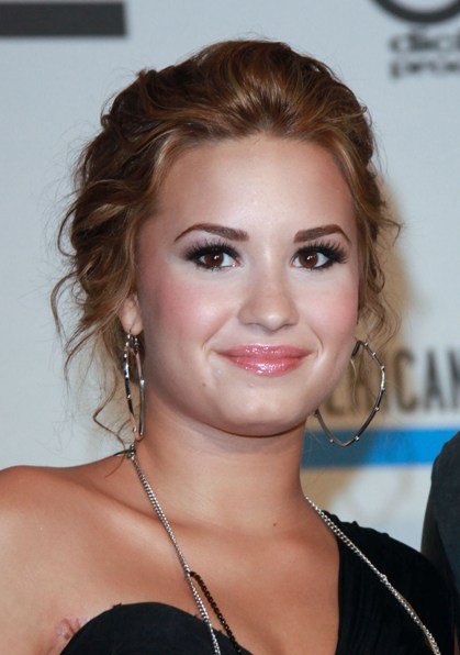 How+to+get+demi+lovato+hair+2011